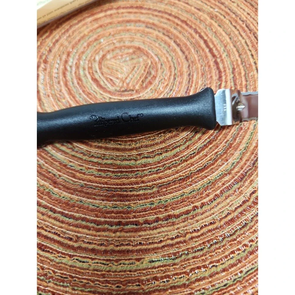 Pampered Chef  Grapefruit Knife #1265  Serrated Curved  NEW in tube